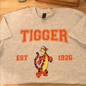 Gildan light Heather Gray Tigger Tee